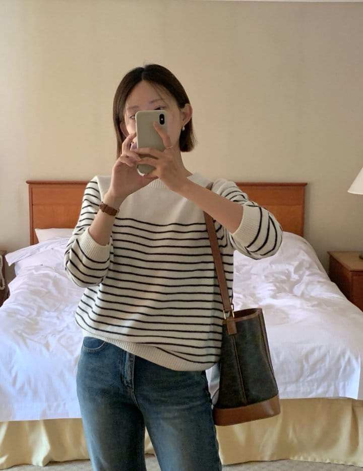 Moani - Korean Women Fashion - #momslook - Beaute Stripe Knit Tee