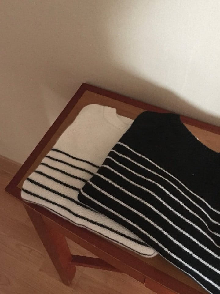 Moani - Korean Women Fashion - #momslook - Beaute Stripe Knit Tee - 11