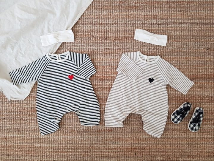 Moran - Korean Baby Fashion - #babyoutfit - Mono Heart Body Suit - 4