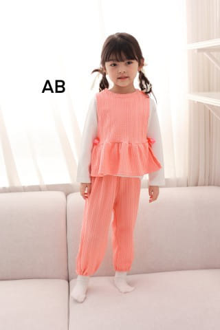 Muy Bien - Korean Children Fashion - #designkidswear - Loving Top Bottom Set - 10