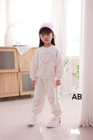 Muy Bien - Korean Children Fashion - #prettylittlegirls - Jewel Top Bottom Set - 8