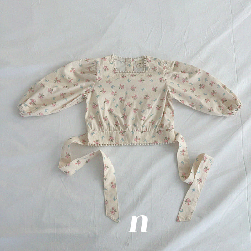 Ninibello - Korean Children Fashion - #kidsshorts - Loen Back Ribbon Blouse - 2