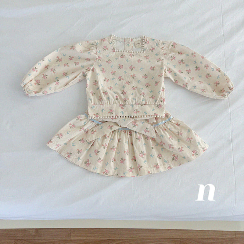 Ninibello - Korean Children Fashion - #prettylittlegirls - Loen Back Ribbon Blouse - 9