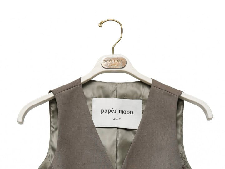 Paper Moon - Korean Women Fashion - #womensfashion - Sharkskin Fabric Tailored Set Up Vest - 11