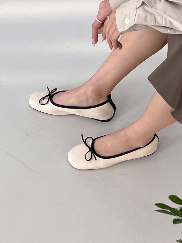 Ssangpa - Korean Women Fashion - #womensfashion - UDC 8155 Flats & Ballerinas - 4