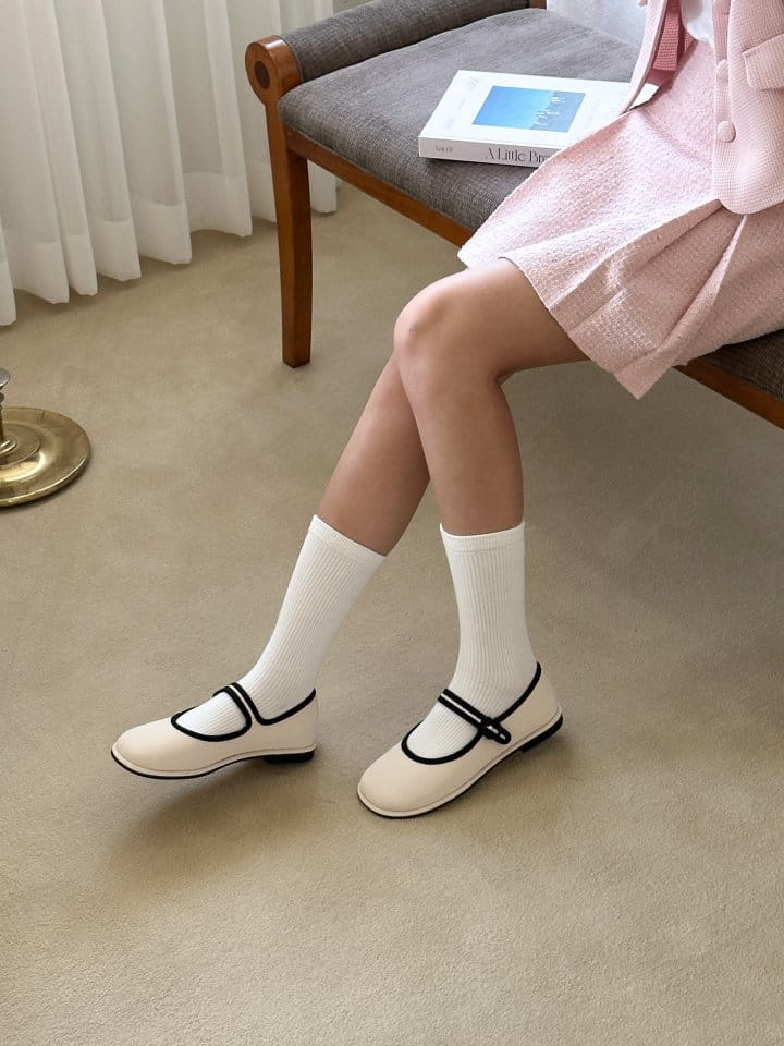 Ssangpa - Korean Women Fashion - #momslook - UDC 8236 Flats & Ballerinas - 8