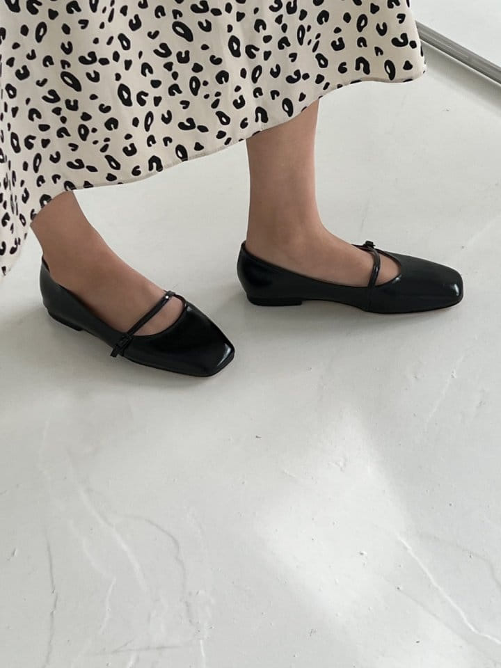 Ssangpa - Korean Women Fashion - #womensfashion - UDC 8163  Flats & Ballerinas - 2