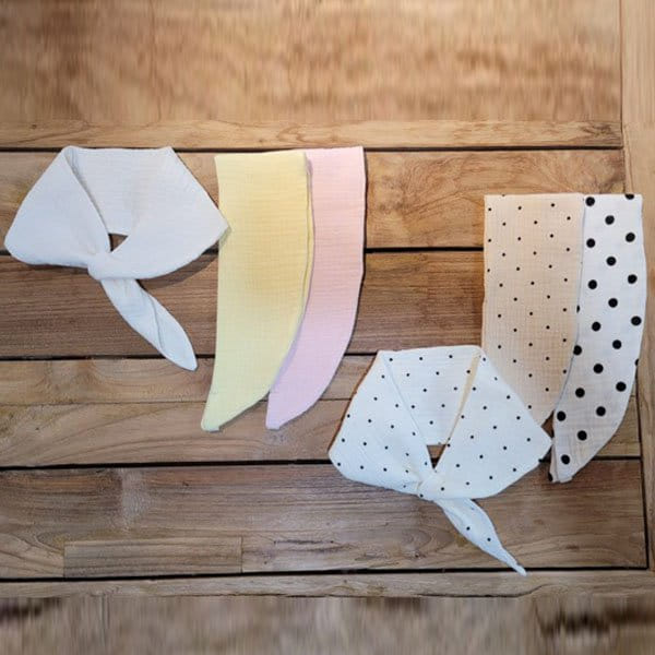 Atree - Korean Baby Fashion - #babylifestyle - Half Moon Muzi Scarf