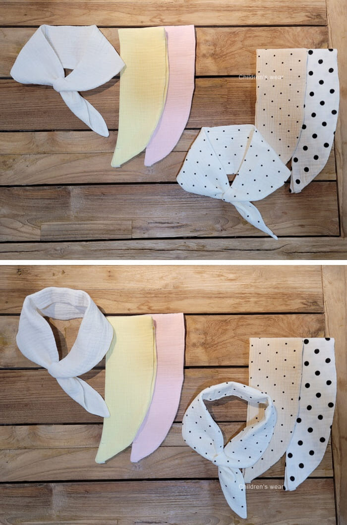 Atree - Korean Baby Fashion - #babyoninstagram - Half Moon Muzi Scarf - 2