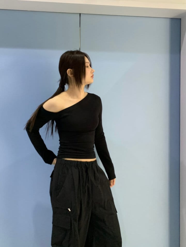 Bricklane - Korean Women Fashion - #momslook - Unbalance Off Shoulder Tight Tee - 5