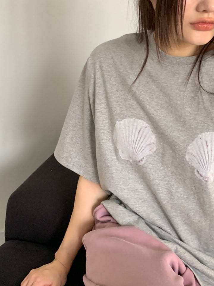 Bricklane - Korean Women Fashion - #womensfashion - Clam Paint Tee - 4