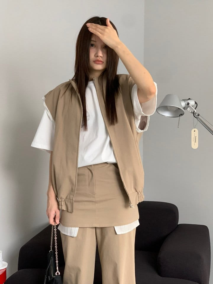 Bricklane - Korean Women Fashion - #momslook - ST Color Banding Vest - 7
