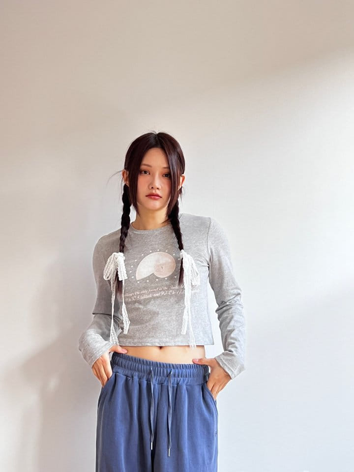 Bricklane - Korean Women Fashion - #womensfashion - Shell Paint Tee - 6