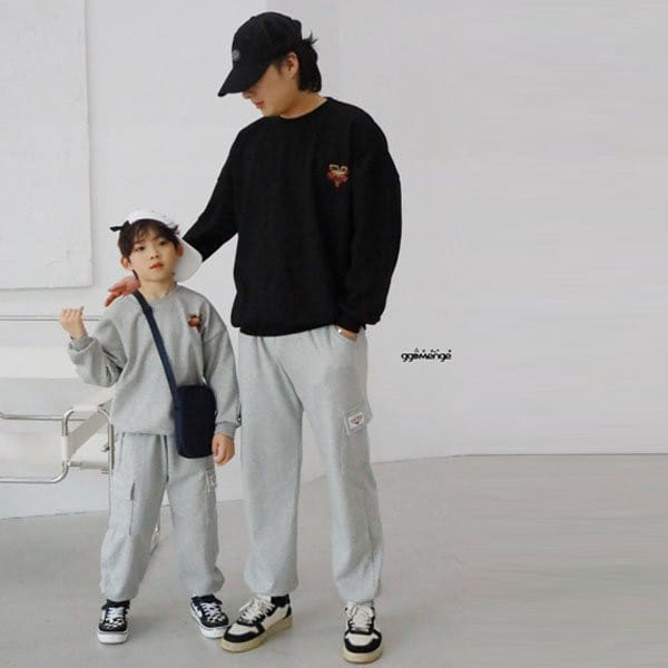 Ggomenge - Korean Children Fashion - #fashionkids - Fighter Sweatshirt