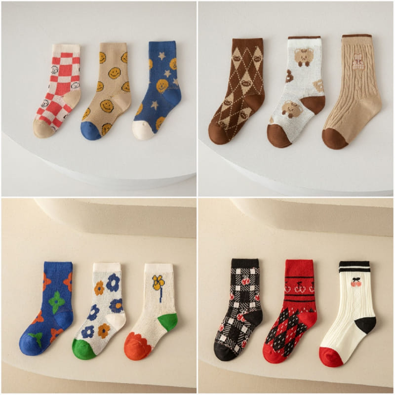 Miso - Korean Children Fashion - #childofig - Different Socks