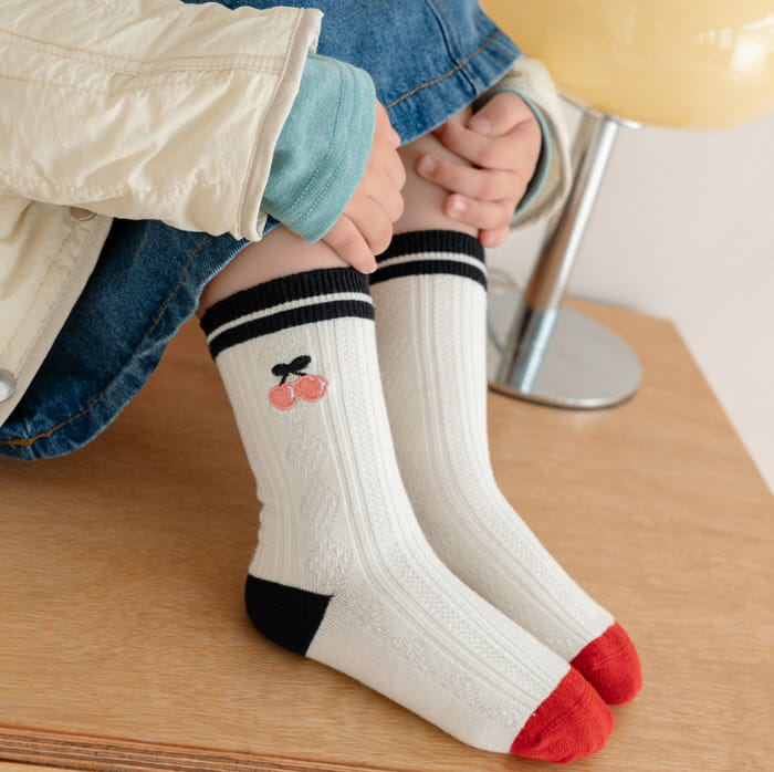 Miso - Korean Children Fashion - #designkidswear - Different Socks - 4