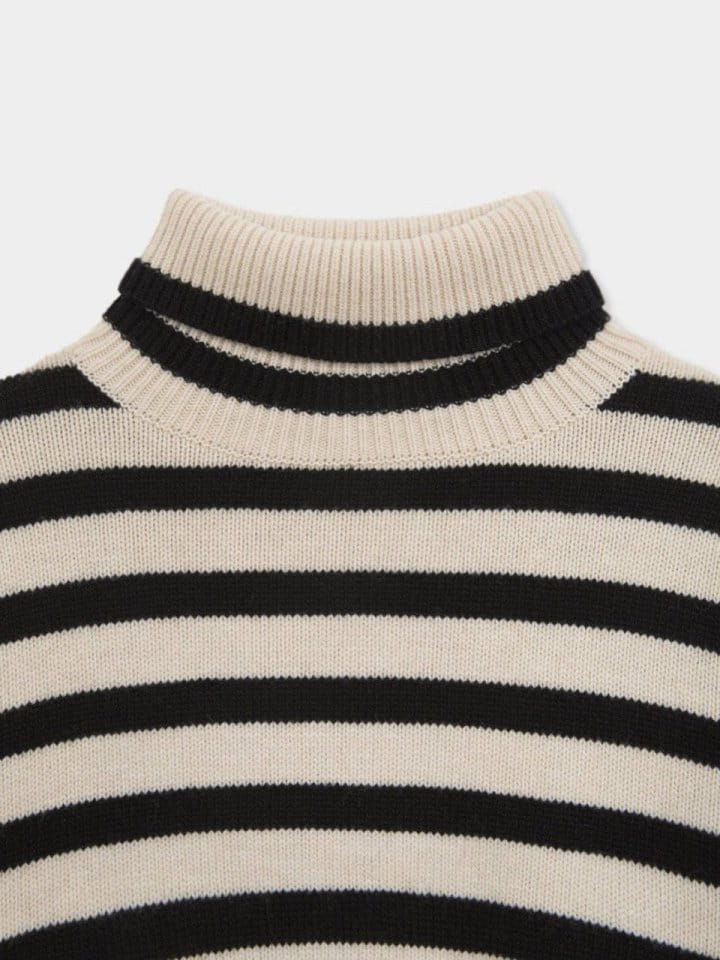 Moani - Korean Women Fashion - #pursuepretty - W Stripe Turtle Neck Side Slit Knit - 4