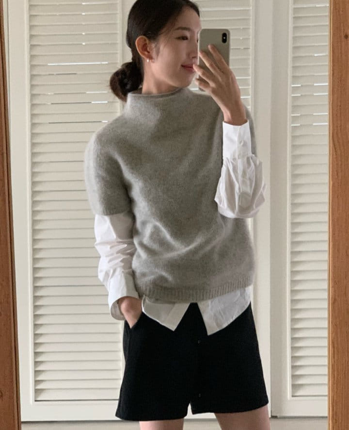 Moani - Korean Women Fashion - #thatsdarling - Turtle Neck Half Sleeve Raccoon Knit