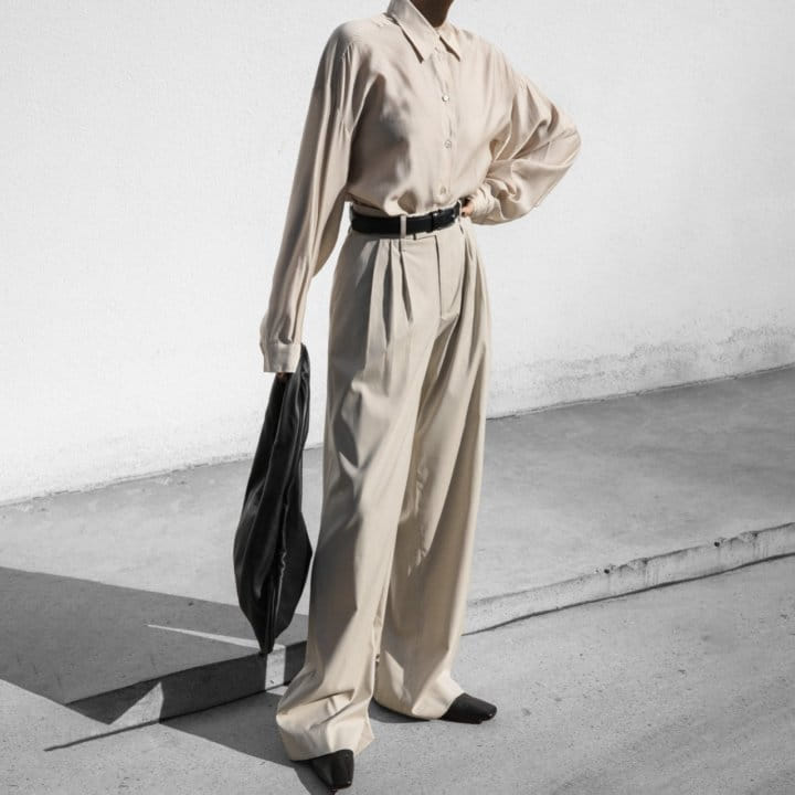 Paper Moon - Korean Women Fashion - #momslook - Three Pin - Tuck Detail Wide Trousers - 11