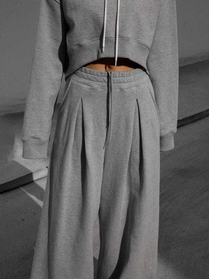 Paper Moon - Korean Women Fashion - #restrostyle - Pin - Tuck Detail Sweat Wide Pants - 11