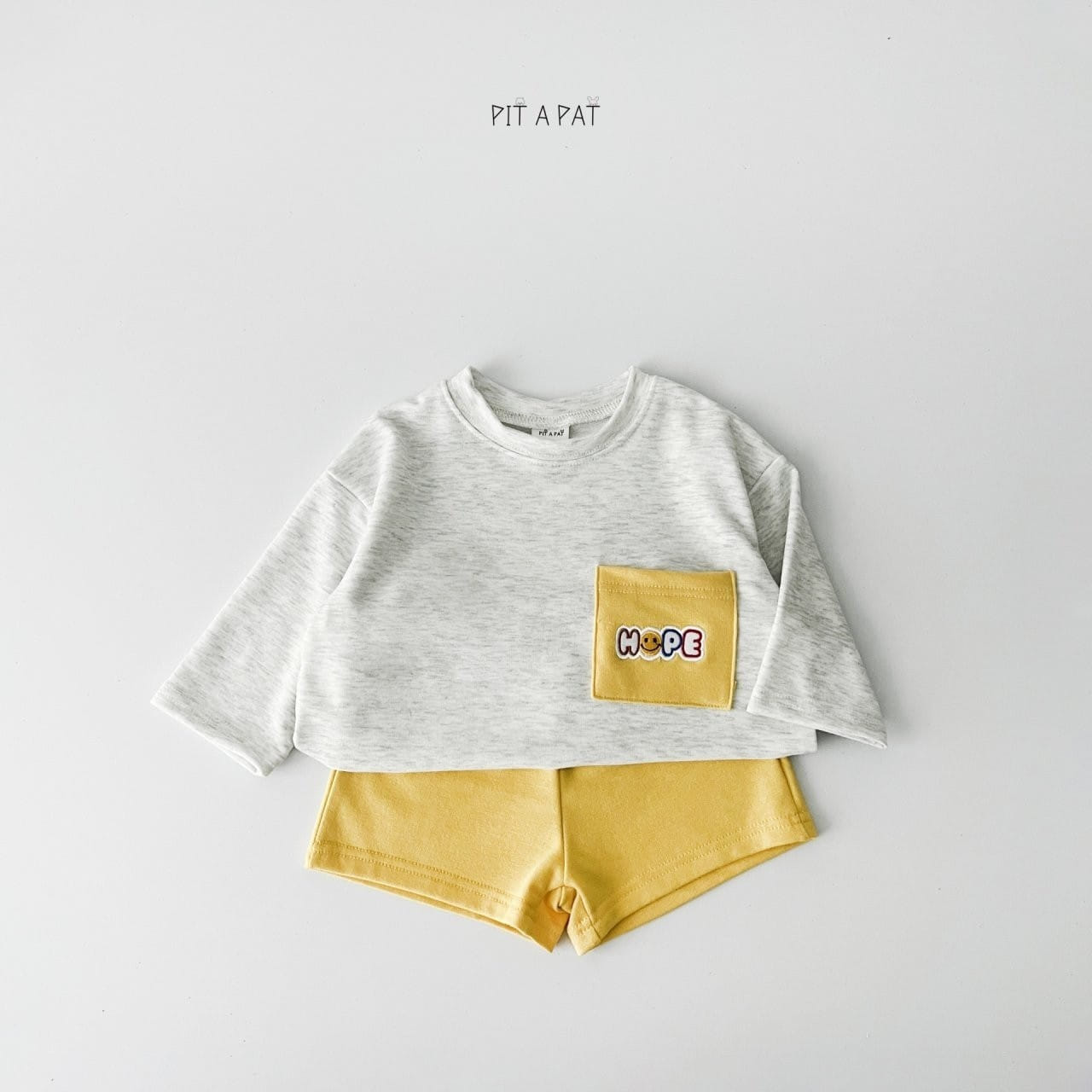 Pitapat - Korean Children Fashion - #littlefashionista - Smiley Pocket Top Bottom Set - 8