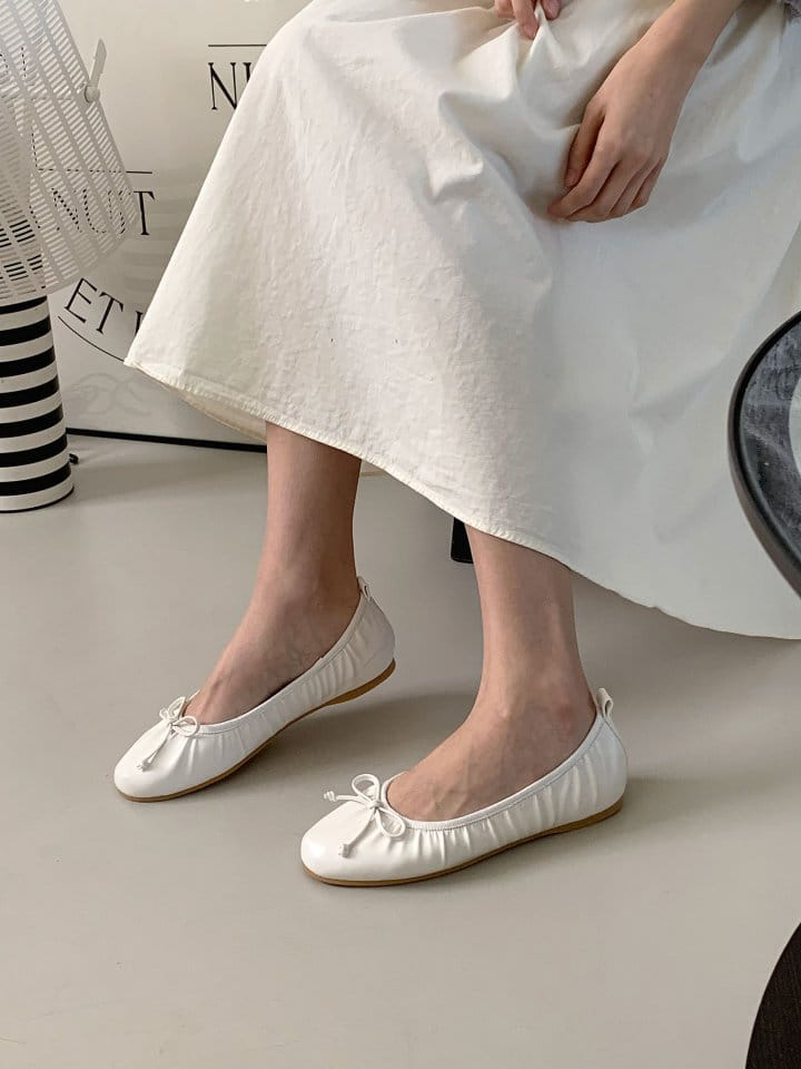 Ssangpa - Korean Women Fashion - #momslook - LI 2716  Flats & Ballerinas