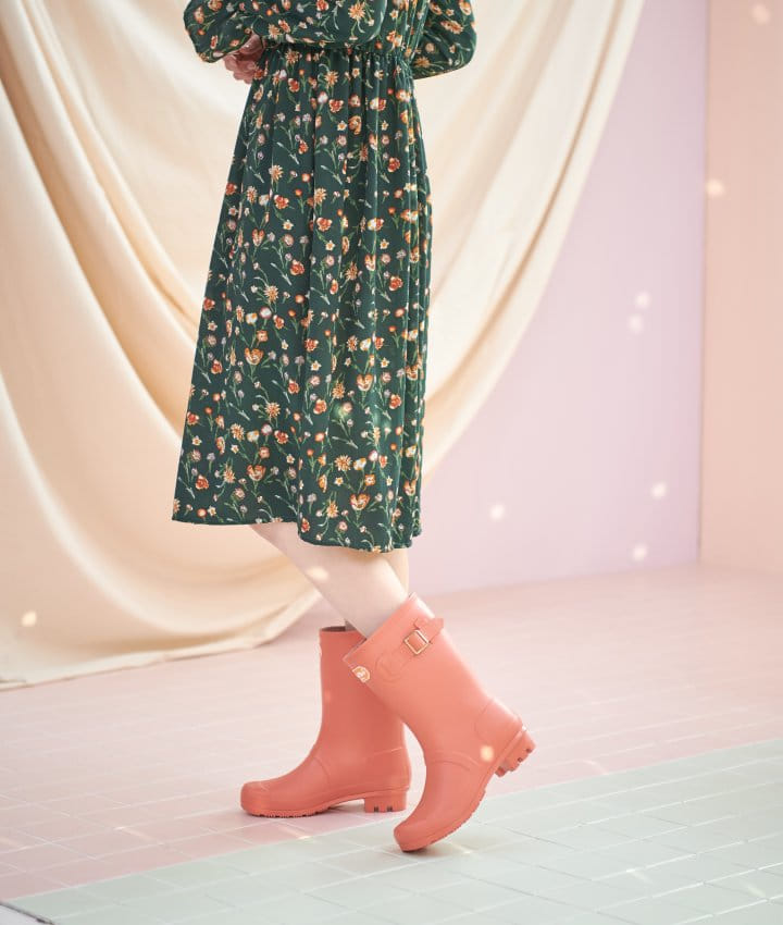 Ssangpa - Korean Women Fashion - #restrostyle - Chu Chu Middle Boots - 3