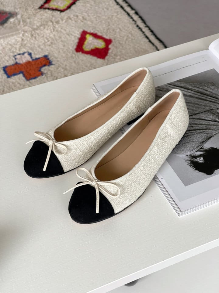 Ssangpa - Korean Women Fashion - #womensfashion - NV 7308 Flats & Ballerinas - 10