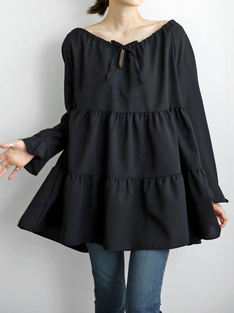 Theggllim - Korean Women Fashion - #momslook - String Kan Kan Blouse - 11