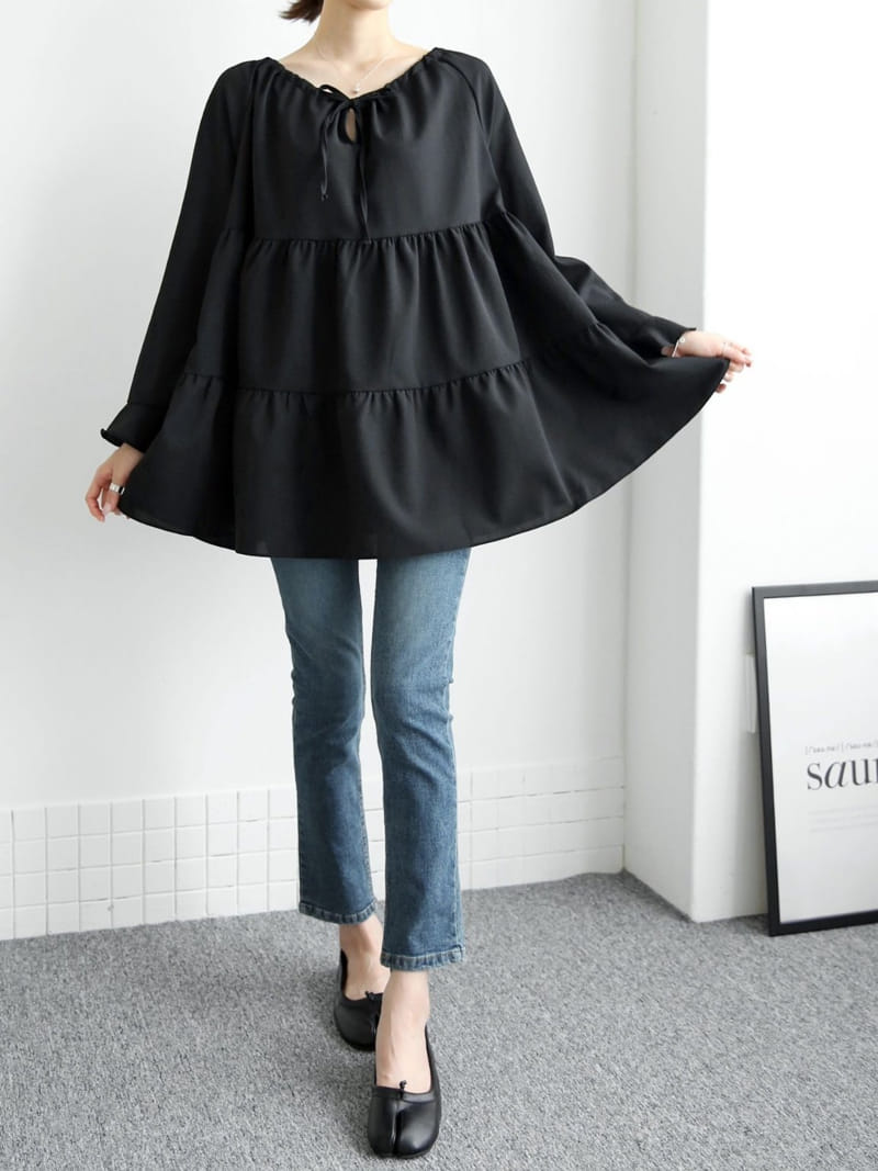 Theggllim - Korean Women Fashion - #momslook - String Kan Kan Blouse - 5