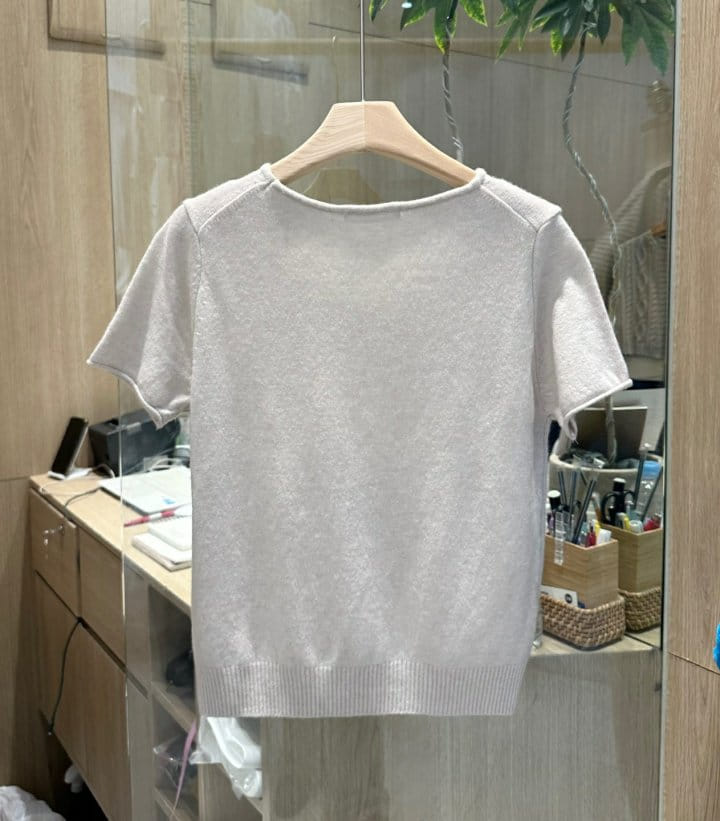 Buttering - Korean Women Fashion - #restrostyle - C Short Sleeve R Knit - 4