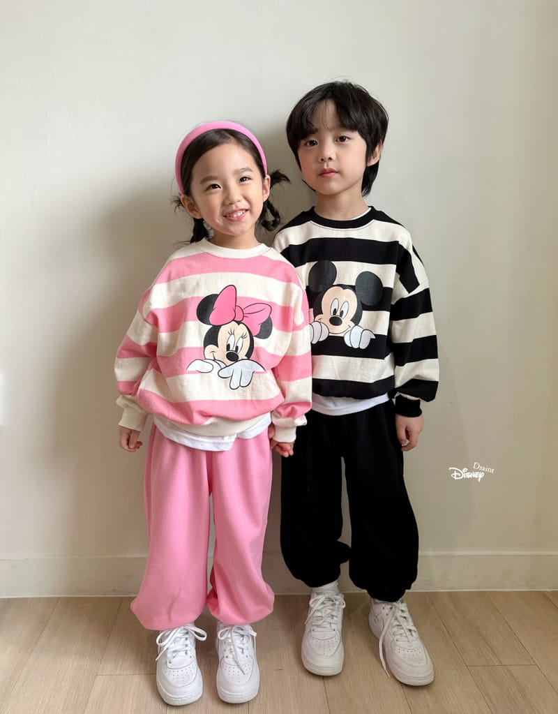 Dsaint - Korean Children Fashion - #magicofchildhood - Both Hands Friend Top Bottom Set - 8