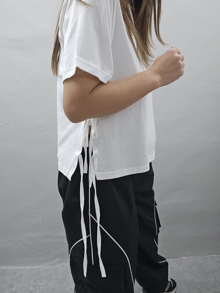 Gram - Korean Women Fashion - #vintagekidsstyle - Jacksie Ribbon Tee - 4