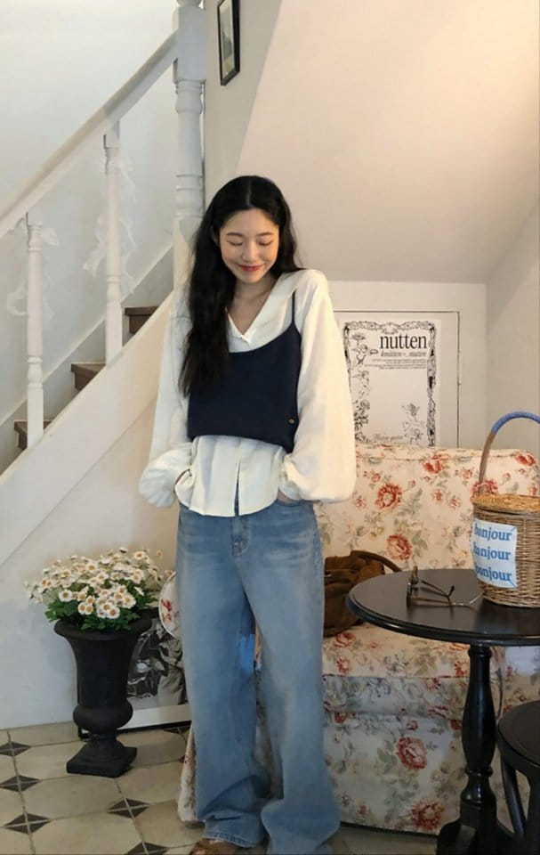 I'm here - Korean Women Fashion - #vintagekidsstyle - 837 Hem Vintage Wide Denim Pants - 3