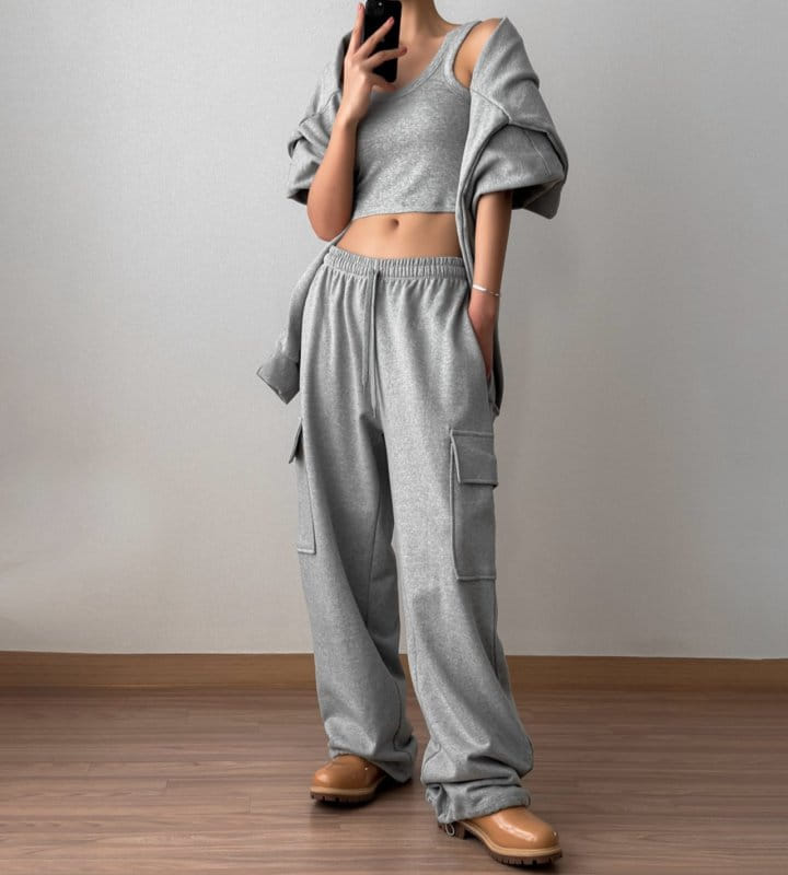 Paper Moon - Korean Women Fashion - #restrostyle - Cargo Pocket Wide Sweatpants  - 3