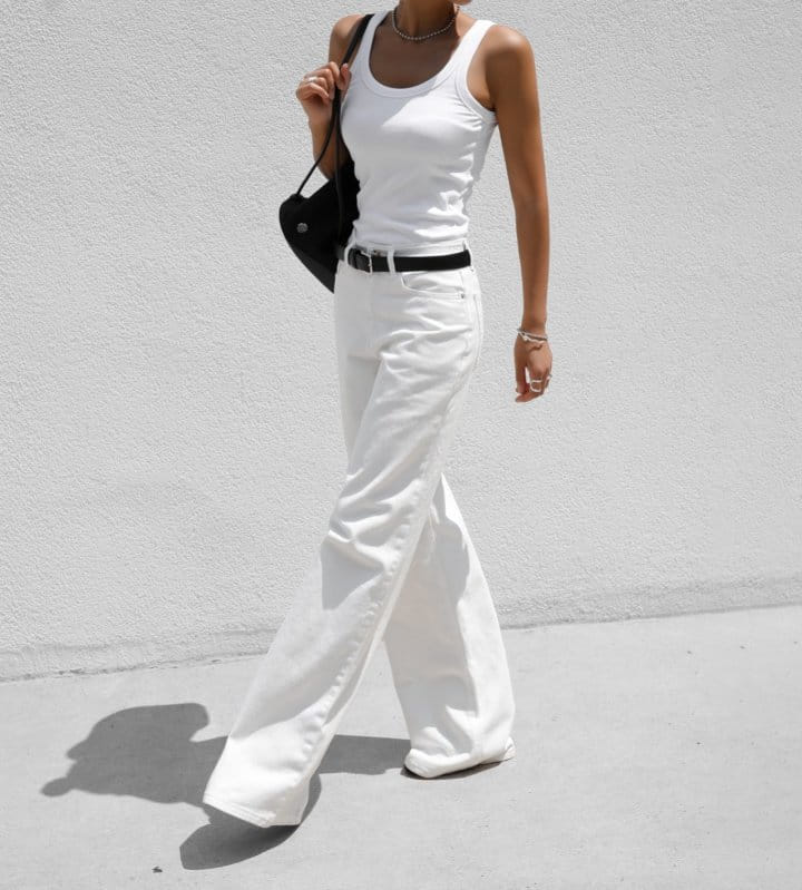 Paper Moon - Korean Women Fashion - #restrostyle - High Rise Wide Leg White Denim Pants - 2