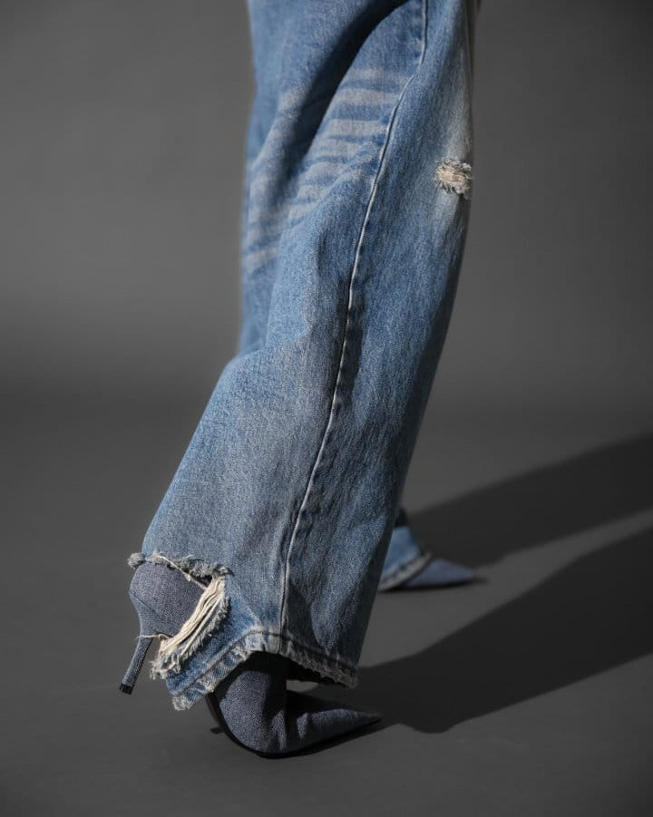 Paper Moon - Korean Women Fashion - #womensfashion - Vintage Blue Distressed Damage Wash Wide Leg Jeans  - 5