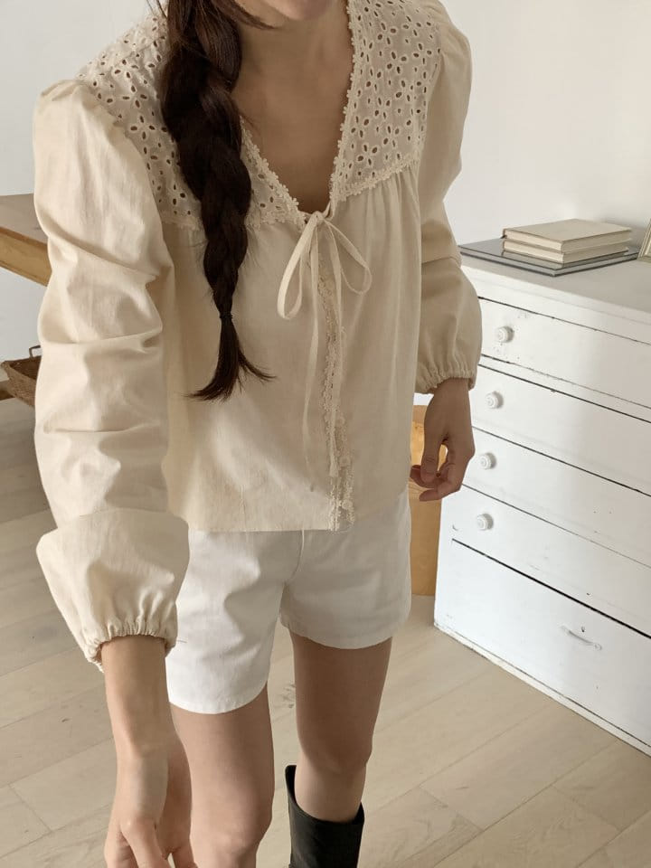 Renouveau - Korean Women Fashion - #womensfashion - Pole Lace Blouse - 7