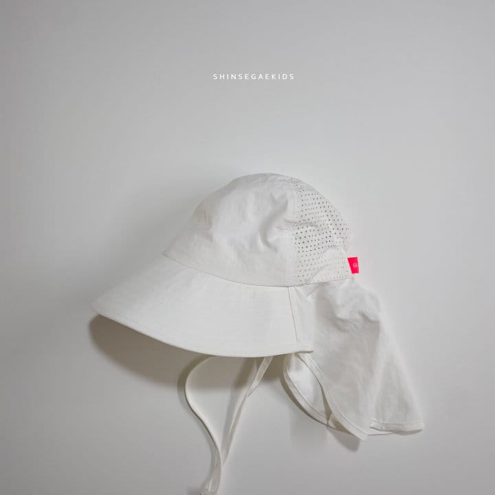 Shinseage Kids - Korean Children Fashion - #magicofchildhood - Punching Flap Swim Bucket Hat - 3