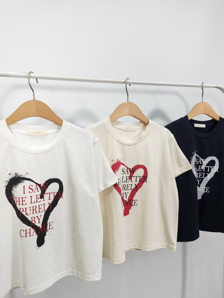 Sienne - Korean Women Fashion - #vintageinspired - Heart Slim Short Sleeve Tee - 2