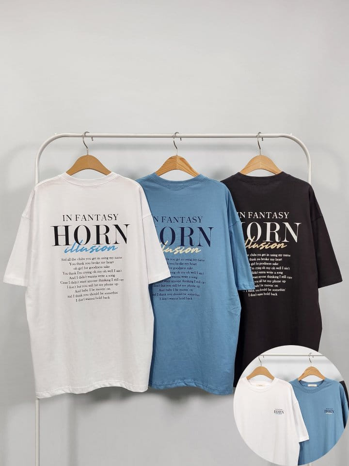 Sienne - Korean Women Fashion - #vintageinspired - Horn Box Short Sleeve Tee - 4