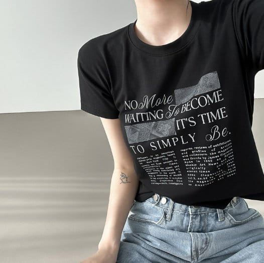 Sienne - Korean Women Fashion - #womensfashion - Magazine Short Sleeve Tee - 3