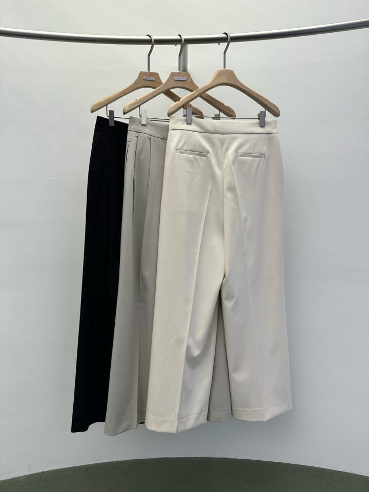 Wida - Korean Women Fashion - #momslook - Able Two Tuck Pants - 2