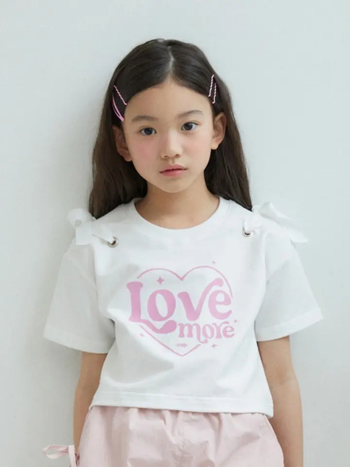 Heart More Ribbon Tee