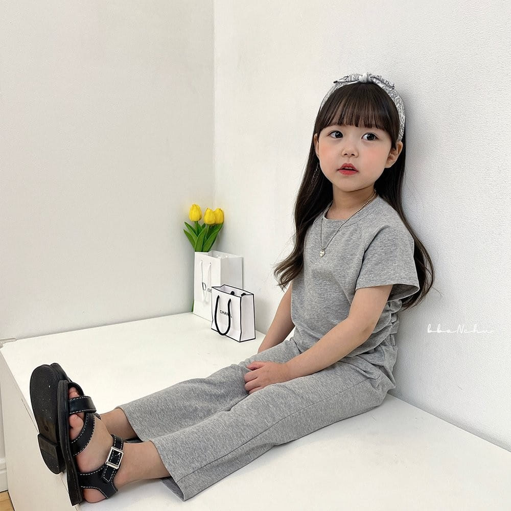 Bbonchu - Korean Children Fashion - #kidsstore - Shirring Raglan Top Bottom Set - 6