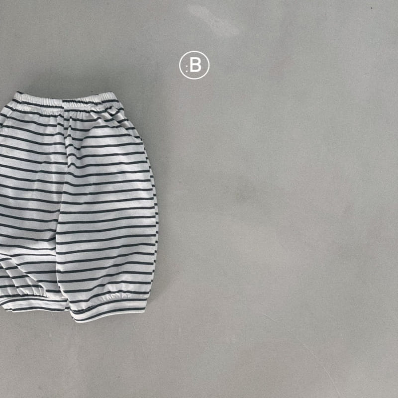 Bella Bambina - Korean Baby Fashion - #babyoninstagram - Bebe ST Cropped Shorts - 8