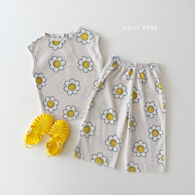 Daily Bebe - Korean Children Fashion - #childofig - Pattern Pleats  Top Bottom Set - 7