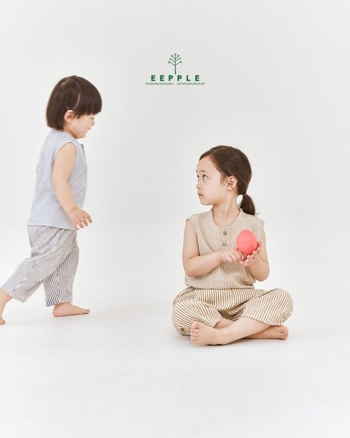 Eepple - Korean Children Fashion - #littlefashionista - Sio Button Sleeveless Tee - 8