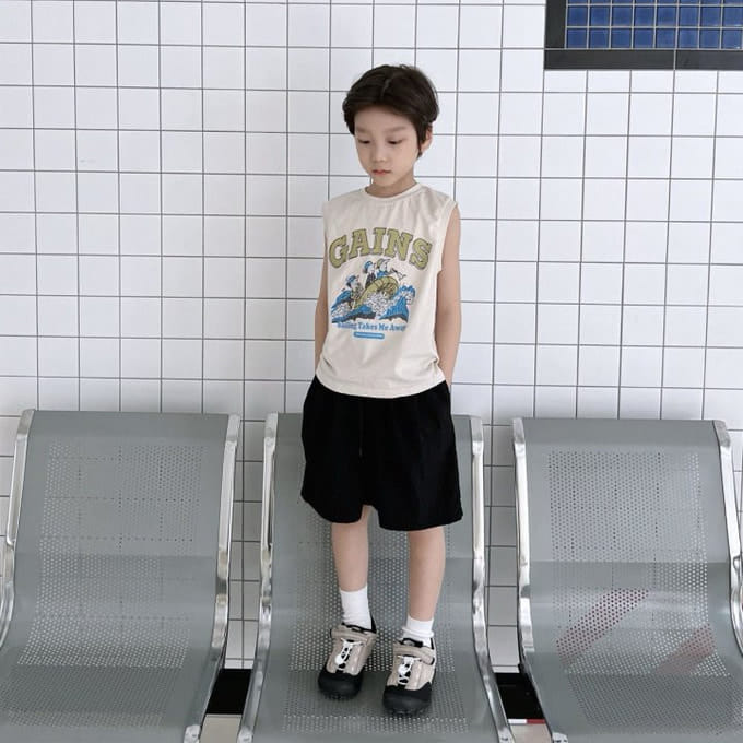 From I - Korean Children Fashion - #Kfashion4kids - Gains Sleeveless Tee