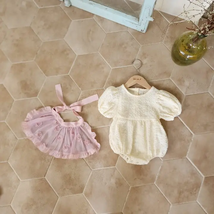 From J - Korean Baby Fashion - #onlinebabyshop - Mini Flower Apron Body Suit - 2